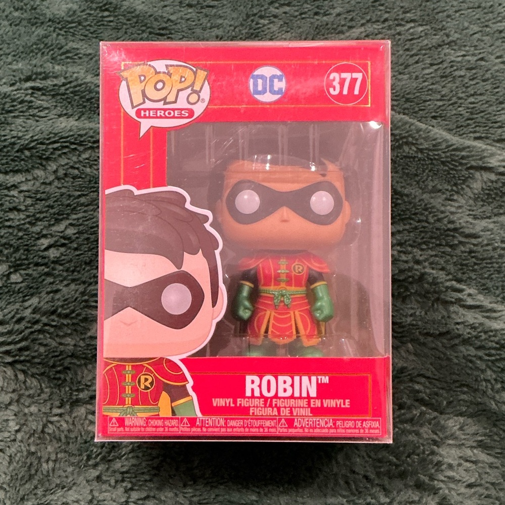 Funko Robin Vinyl Figure - Red, Green & Gold